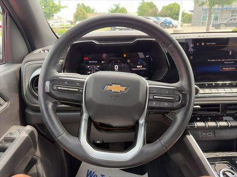 Used 2024 Chevrolet Colorado LT w/ LT Convenience Package III AWD/4WD image 6
