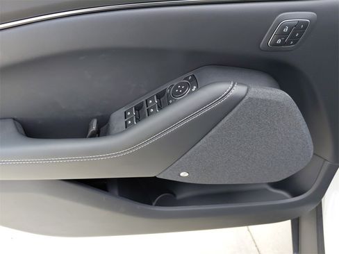 New 2025 Ford Mustang Mach-E Premium image 28