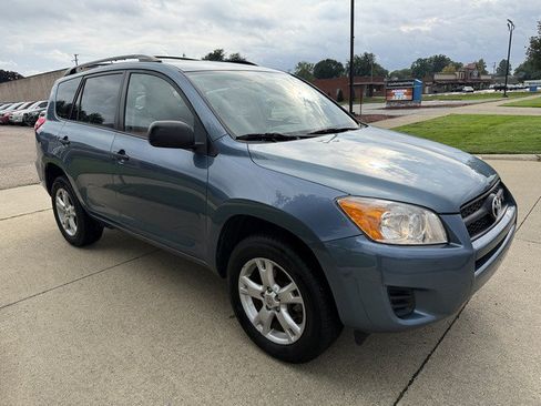 Used 2009 Toyota RAV4 4WD V6 w/ Tow Prep Pkg image 3
