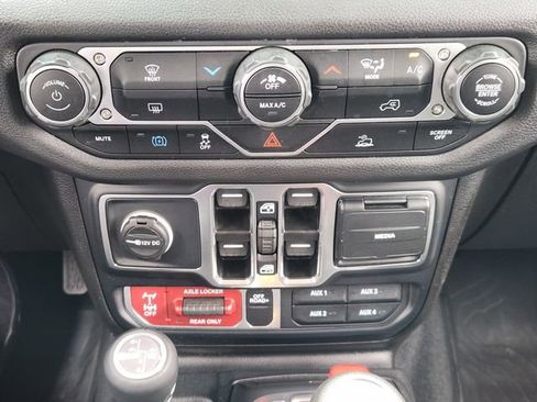 Certified 2025 Jeep Wrangler Unlimited Sport S 4xe AWD/4WD image 19