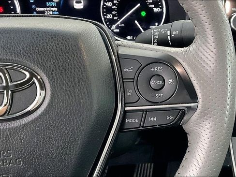 Used 2021 Toyota Avalon Limited w/ Advanced Safety Package image 25