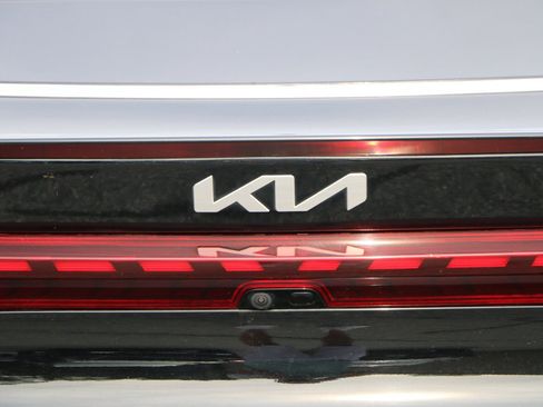 Used 2024 Kia K5 GT-Line w/ GT-Line Premium Package FWD image 5