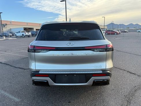 Used 2023 INFINITI QX60 Luxe w/ Performance Audio Package image 4