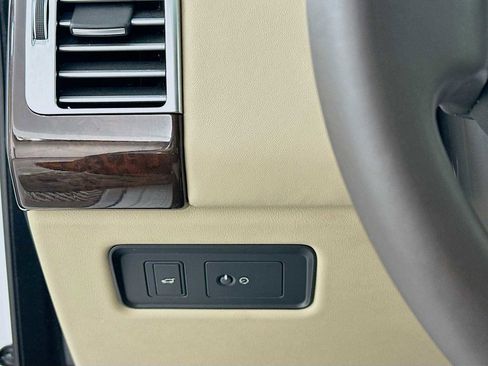 Used 2021 Land Rover Range Rover Westminster Edition image 13