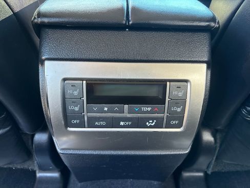 Used 2018 Lexus GX 460 image 31