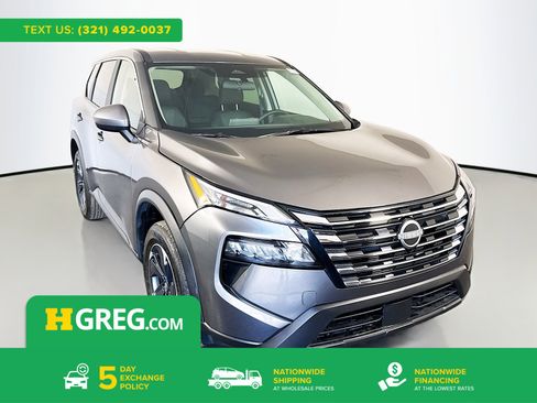 Used 2026 Nissan Rogue SV image 1