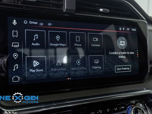 Used 2025 GMC Sierra 1500 Denali w/ Technology Package AWD/4WD image 19