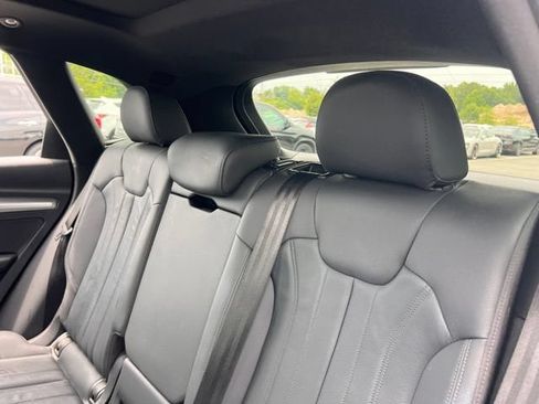 Used 2020 Audi Q5 2.0T Premium w/ Titanium Sport Package AWD/4WD image 18