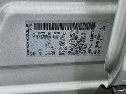 Used 2025 Nissan Rogue SV FWD image 12
