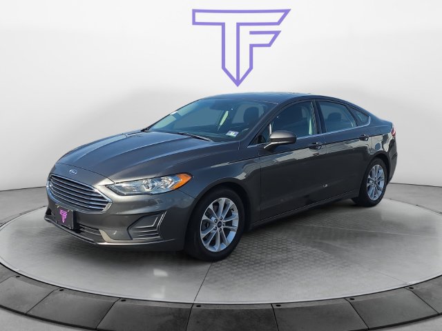 Certified 2019 Ford Fusion SE FWD image 1