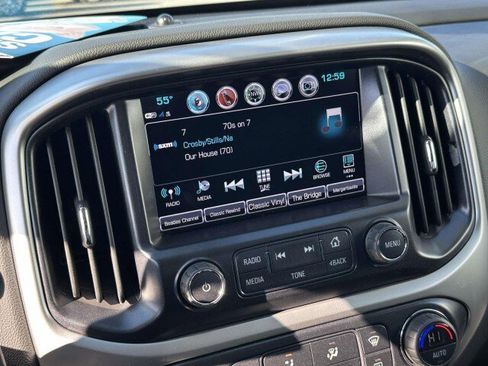 Used 2018 Chevrolet Colorado LT w/ Luxury Package, Chrome image 19