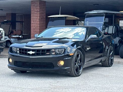 Used 2010 Chevrolet Camaro SS w/ RS Package RWD image 2