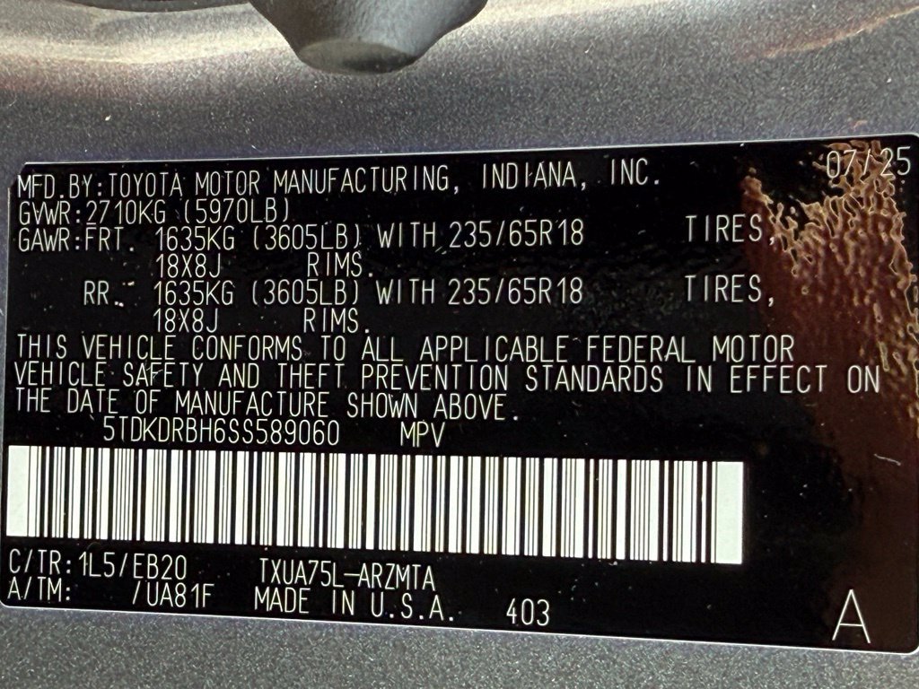 Used 2025 Toyota Highlander XLE AWD/4WD image 49