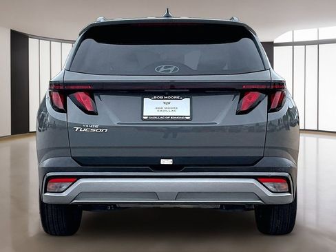 Used 2025 Hyundai Tucson SEL FWD image 4