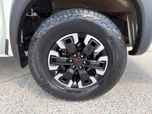 Used 2024 Nissan Frontier Pro-X w/ Pro Convenience Package RWD image 9