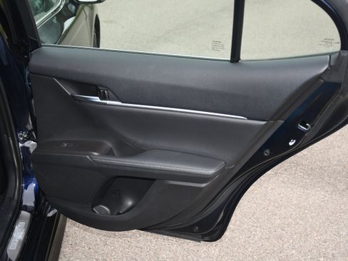 Certified 2022 Toyota Camry XSE FWD image 19