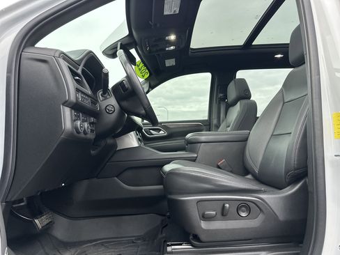 Used 2022 Chevrolet Tahoe Z71 w/ Z71 Off-Road Package image 10