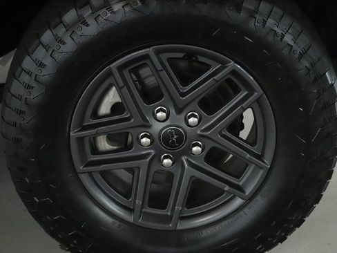 Used 2024 Jeep Wrangler Unlimited Sport AWD/4WD image 12