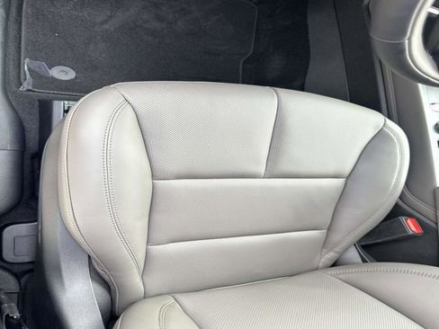 New 2025 Lincoln Corsair FWD w/ Equipment Group 101A image 10