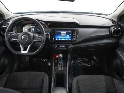 Used 2021 Nissan Kicks SV FWD image 13