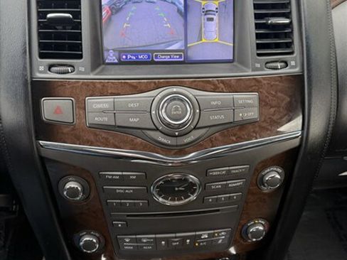 Used 2013 INFINITI QX56 4WD w/ Deluxe Touring Pkg image 14