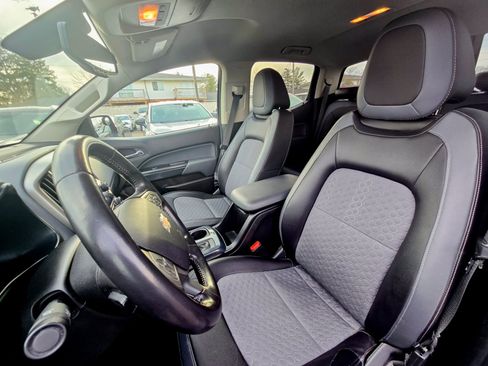 Used 2016 Chevrolet Colorado Z71 image 7