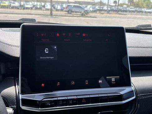 New 2026 Jeep Compass Latitude image 19