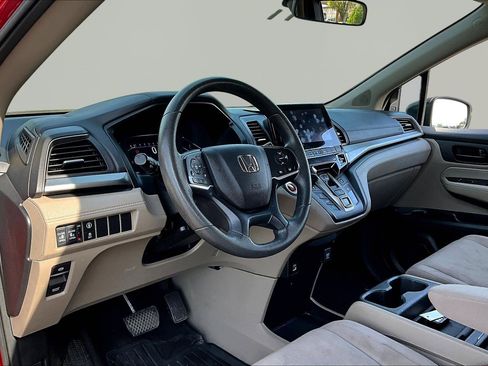 Used 2022 Honda Odyssey EX image 16
