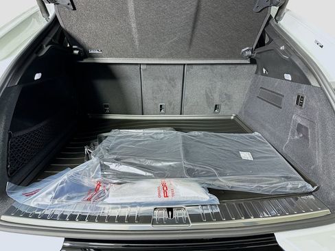 New 2026 Porsche Cayenne GTS image 28