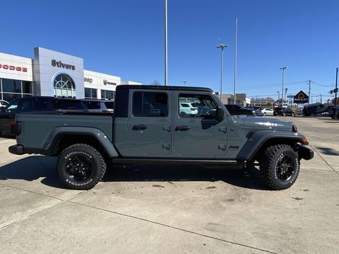 New 2026 Jeep Gladiator Willys image 6