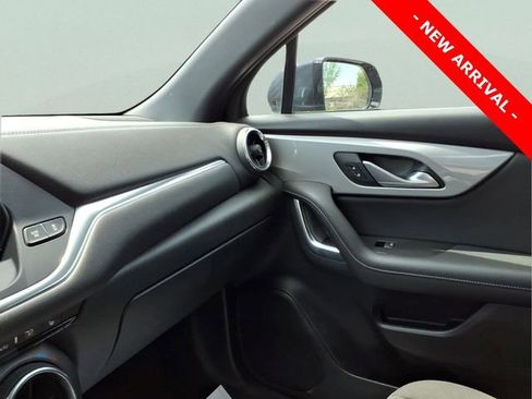 Used 2022 Chevrolet Blazer LT AWD/4WD image 21