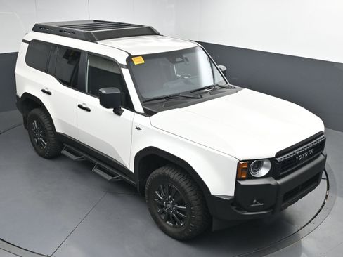 Used 2025 Toyota Land Cruiser 1958 image 33