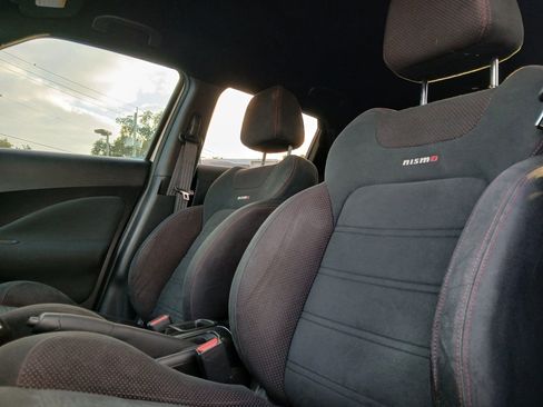 Used 2015 Nissan Juke NISMO AWD/4WD image 17
