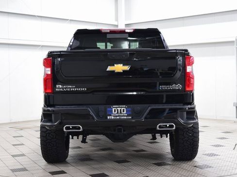 Used 2024 Chevrolet Silverado 1500 High Country w/ High Country Premium Package image 6