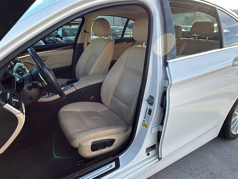 Used 2016 BMW 528i Sedan image 13