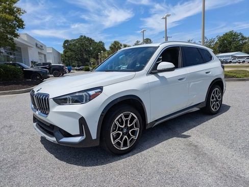 Used 2025 BMW X1 xDrive28i w/ Technology Package AWD/4WD image 9