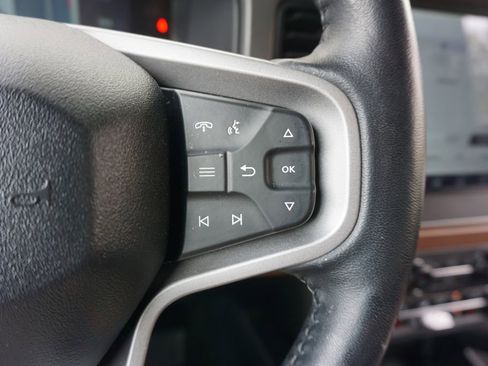 Used 2024 Ford Bronco Outer Banks image 9