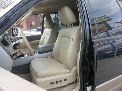 Used 2014 Ford Expedition EL XLT w/ Equipment Group 202A AWD/4WD image 10