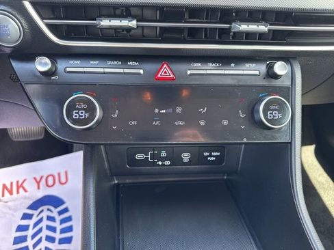 Used 2024 Hyundai Sonata SEL FWD image 22