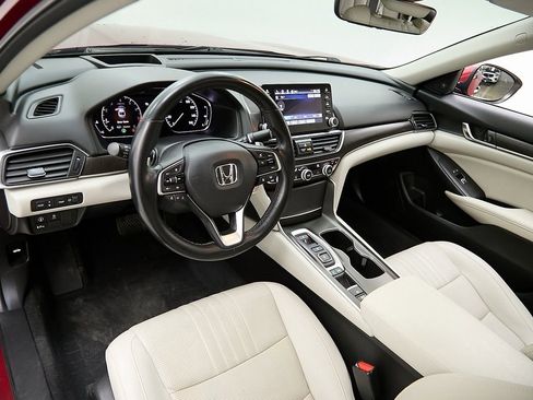 Used 2021 Honda Accord Touring image 14