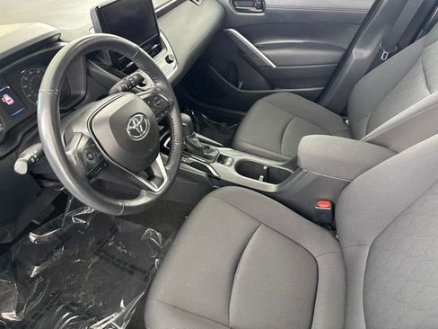 Used 2023 Toyota Corolla Cross LE w/ Moonroof Package AWD/4WD image 24
