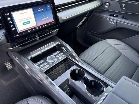 New 2026 Lincoln Nautilus Reserve w/ Jet Appearance Package AWD/4WD image 25