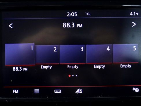 Used 2020 Volkswagen Passat 2.0T SE image 16