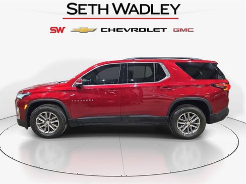 Used 2024 Chevrolet Traverse LT image 4