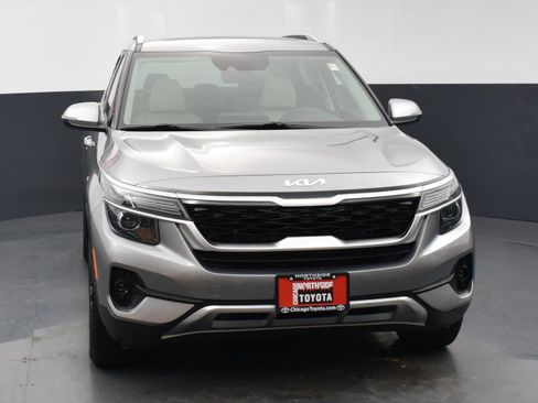 Used 2022 Kia Seltos EX AWD/4WD image 7