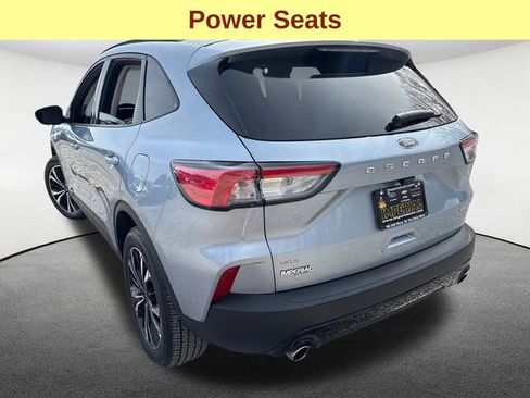 Used 2022 Ford Escape SE w/ SE Sport Appearance Package AWD/4WD image 9