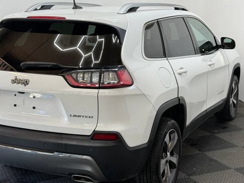 Used 2019 Jeep Cherokee Limited AWD/4WD image 11