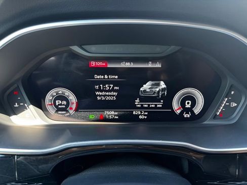 Certified 2025 Audi Q3 2.0T Premium Plus w/ Premium Plus Package image 13