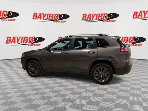 Used 2021 Jeep Cherokee Latitude Lux 80th Anniv w/ Quick Order Package 2YU 80th FWD image 6