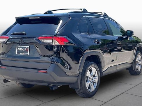 Used 2025 Toyota RAV4 XLE w/ Convenience Package FWD image 13
